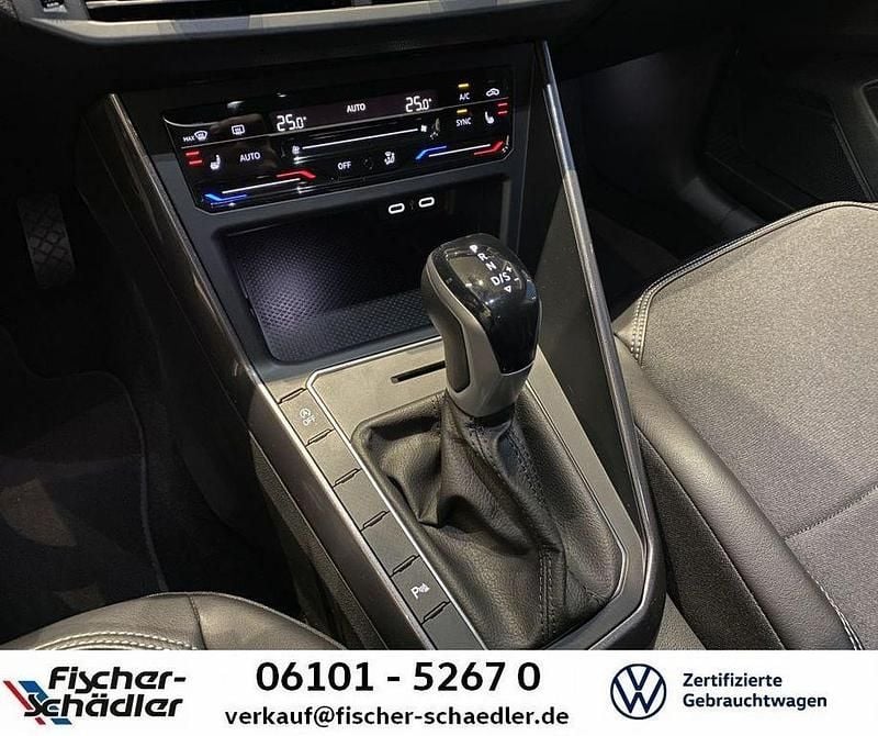 Gebraucht VW Taigo Style 150 PS (110 kW) 2023 Ascotgrau SUV