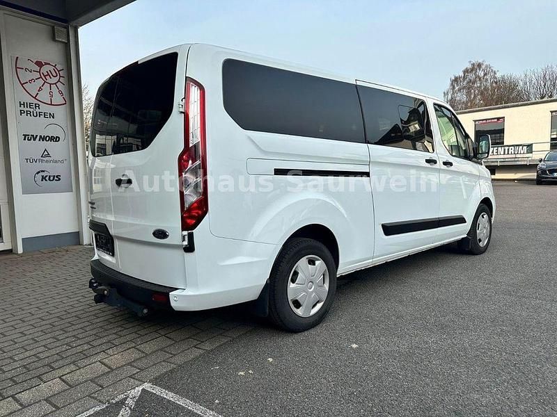 Gebraucht Ford Transit Trend 131 PS (96 kW) 2023 Weiß Kombi