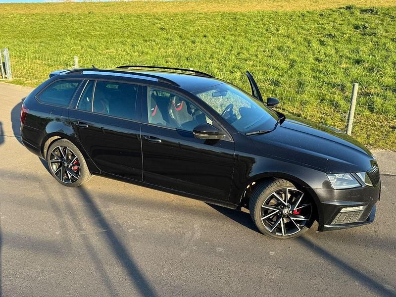 Gebraucht Skoda Octavia RS 184 PS (135 kW) 2020 Schwarz Kombi