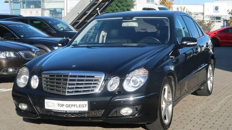 Obsidianschwarz metalliclack Gebraucht 2007 Mercedes E280 Elegance Limousine | 4.200 € (Guter Preis) - Bild 1/4