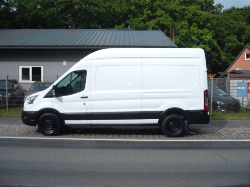 Gebraucht Ford Transit 131 PS (96 kW) 2022 Weiß Limousine
