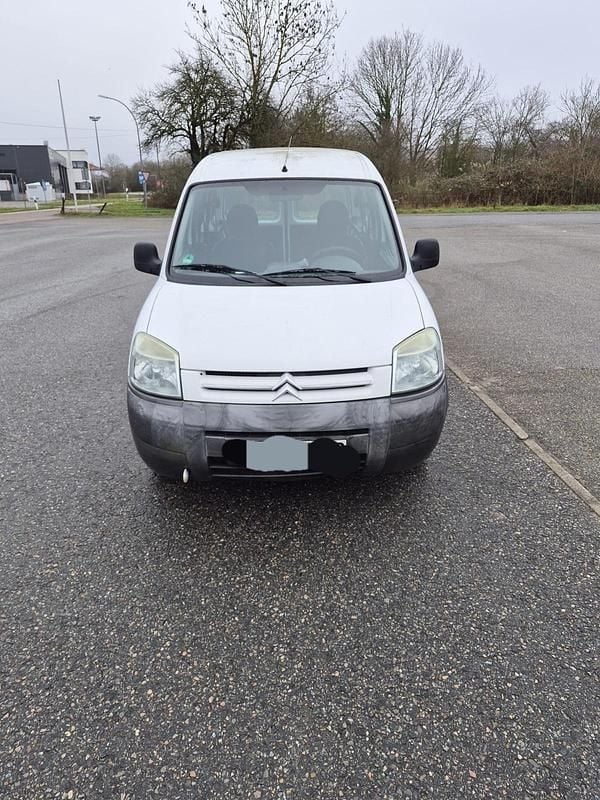 Gebraucht Citroën Berlingo Advance 75 PS (55 kW) 2005 Weiß Van / Kleinbus