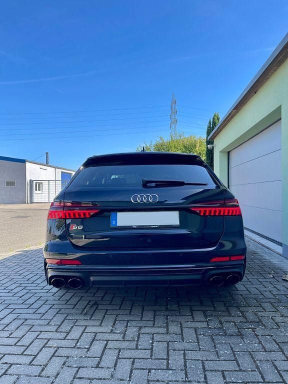 Gebraucht Audi S6 Ambiente 349 PS (256 kW) 2020 Blau Kombi