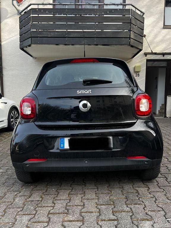 Gebraucht Smart ForFour Passion 71 PS (52 kW) 2019 Schwarz Kleinwagen