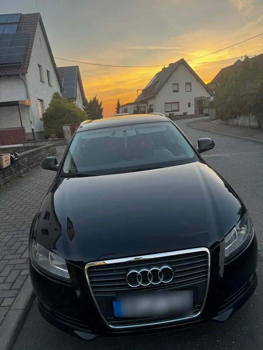 Gebraucht Audi A3 Design 101 PS (74 kW) 2009 Schwarz Kleinwagen