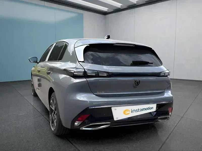 Neu Peugeot 308 136 PS (100 kW) 2025 Grau Kleinwagen
