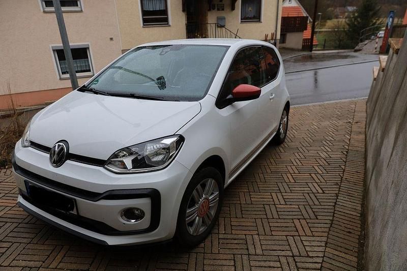 Gebraucht VW up! Beats 90 PS (66 kW) 2016 Weiß Kleinwagen