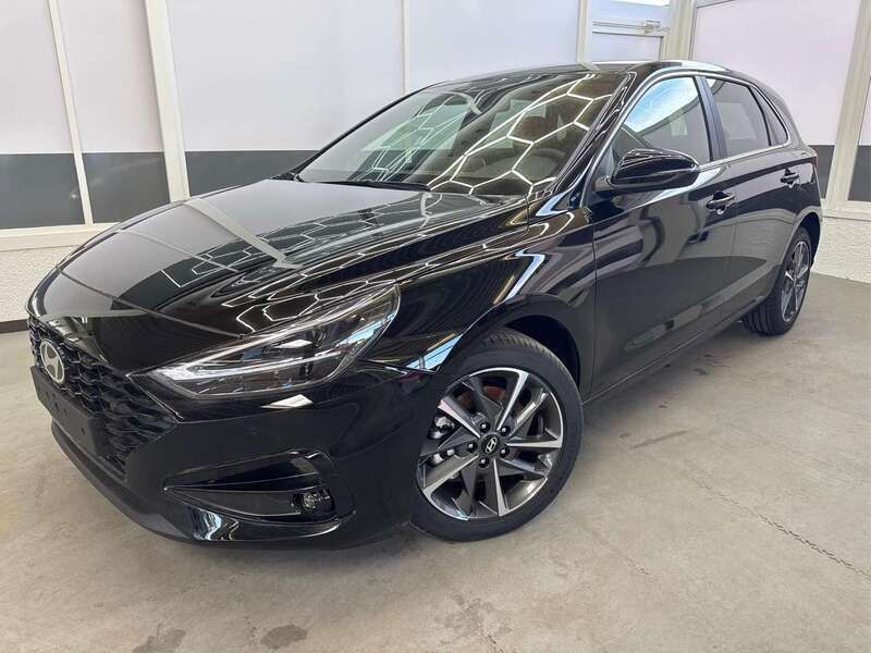 Abyss black a2b Neu 2025 Hyundai i30 Premium Limousine | 23.850 € (Guter Preis) - Bild 1/4