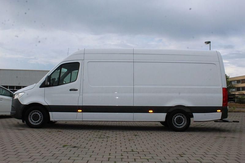 Gebraucht Mercedes Sprinter 163 PS (119 kW) 2019 Weiß Van
