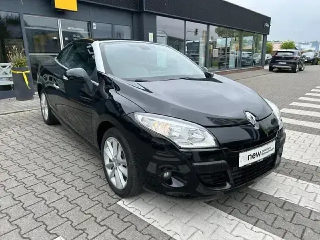 Używany Renault Mégane Luxe 131 KM (96 kW) 2012 Czarny Kabriolet