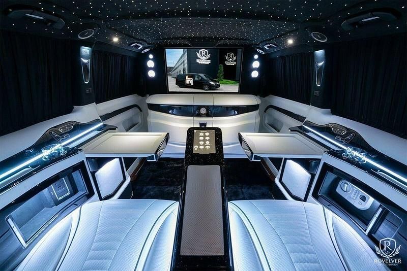 Gebraucht Mercedes V300 AMG 239 PS (175 kW) 2022 Obsidianschwarz Van / Kleinbus