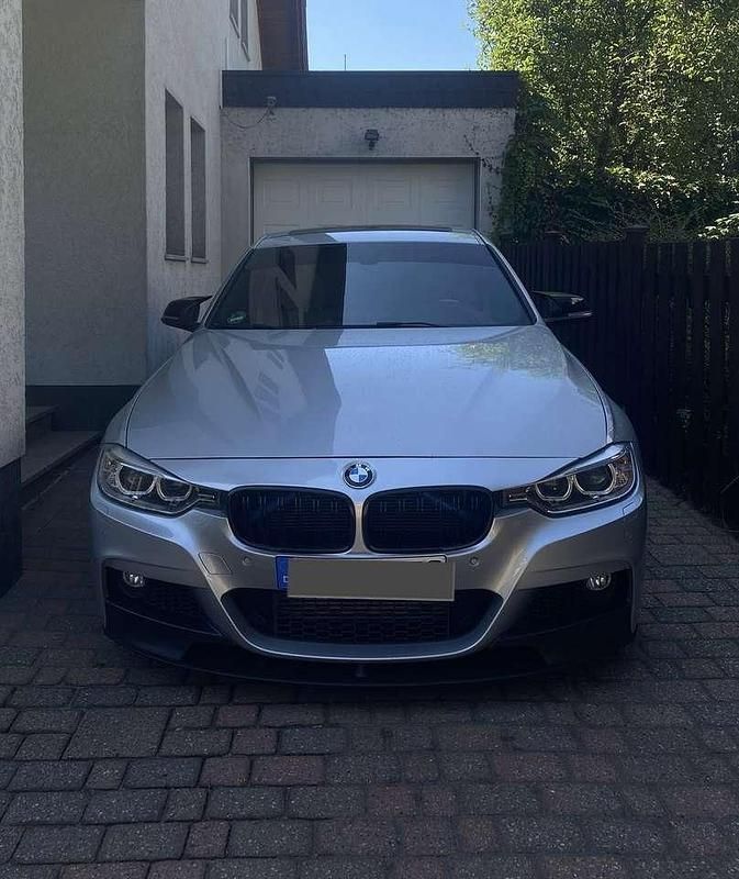 Gebraucht 2015 BMW 335 Sport Line Limousine | 24.000 € (Guter Preis) - Bild 1/4