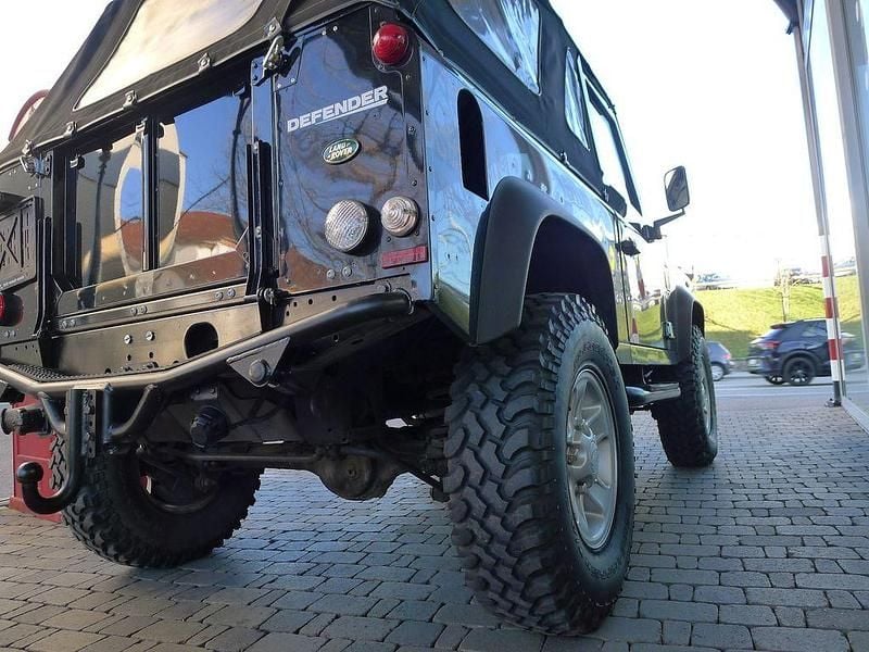 Gebraucht Land Rover Defender 122 PS (89 kW) 2006 Schwarz Cabrio