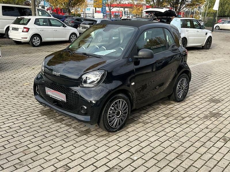 Schwarz Gebraucht 2020 Smart ForTwo Electric Drive Coupé | 7.990 € (Fairer Preis) - Bild 1/4