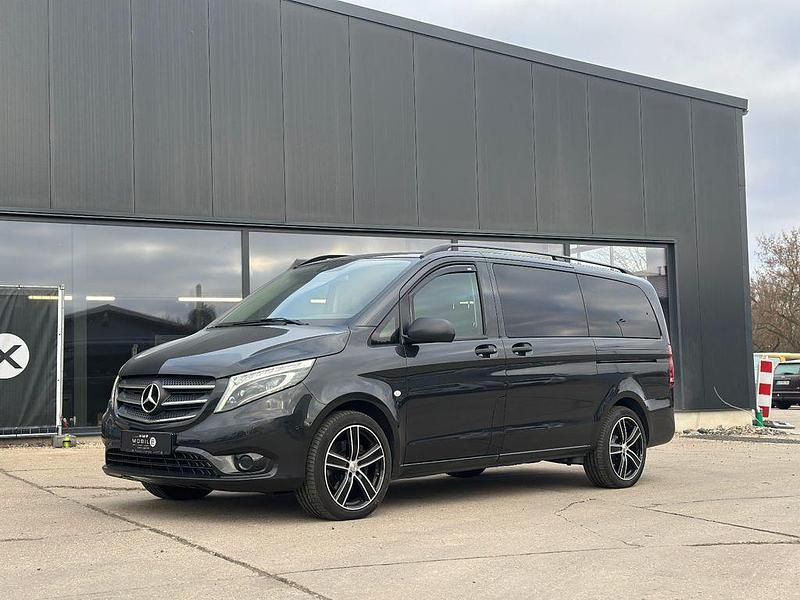 Grau Gebraucht 2020 Mercedes Vito Van / Kleinbus | 35.990 € (Superpreis) - Bild 1/4