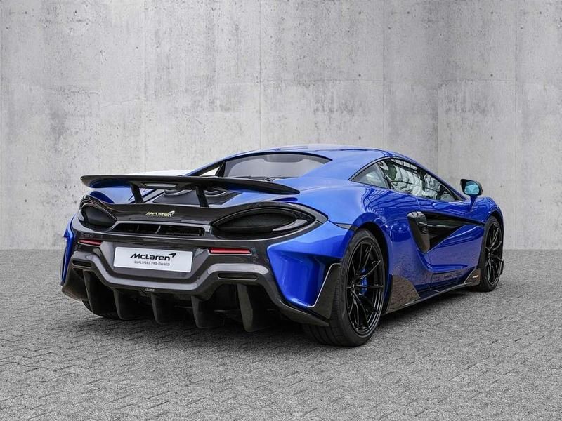 Gebraucht McLaren 600LT 600 PS (441 kW) 2019 Vega blue (blau) Coupé