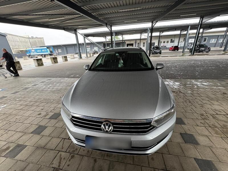 Silber Gebraucht 2019 VW Passat Kombi | 21.900 € (Fairer Preis) - Bild 1/4