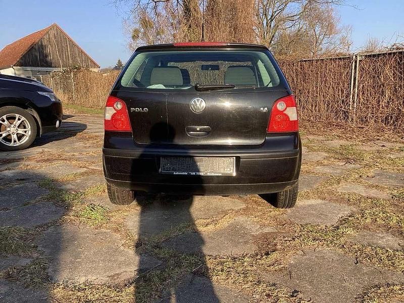 Gebraucht VW Polo Trendline 75 PS (55 kW) 2003 Schwarz Limousine