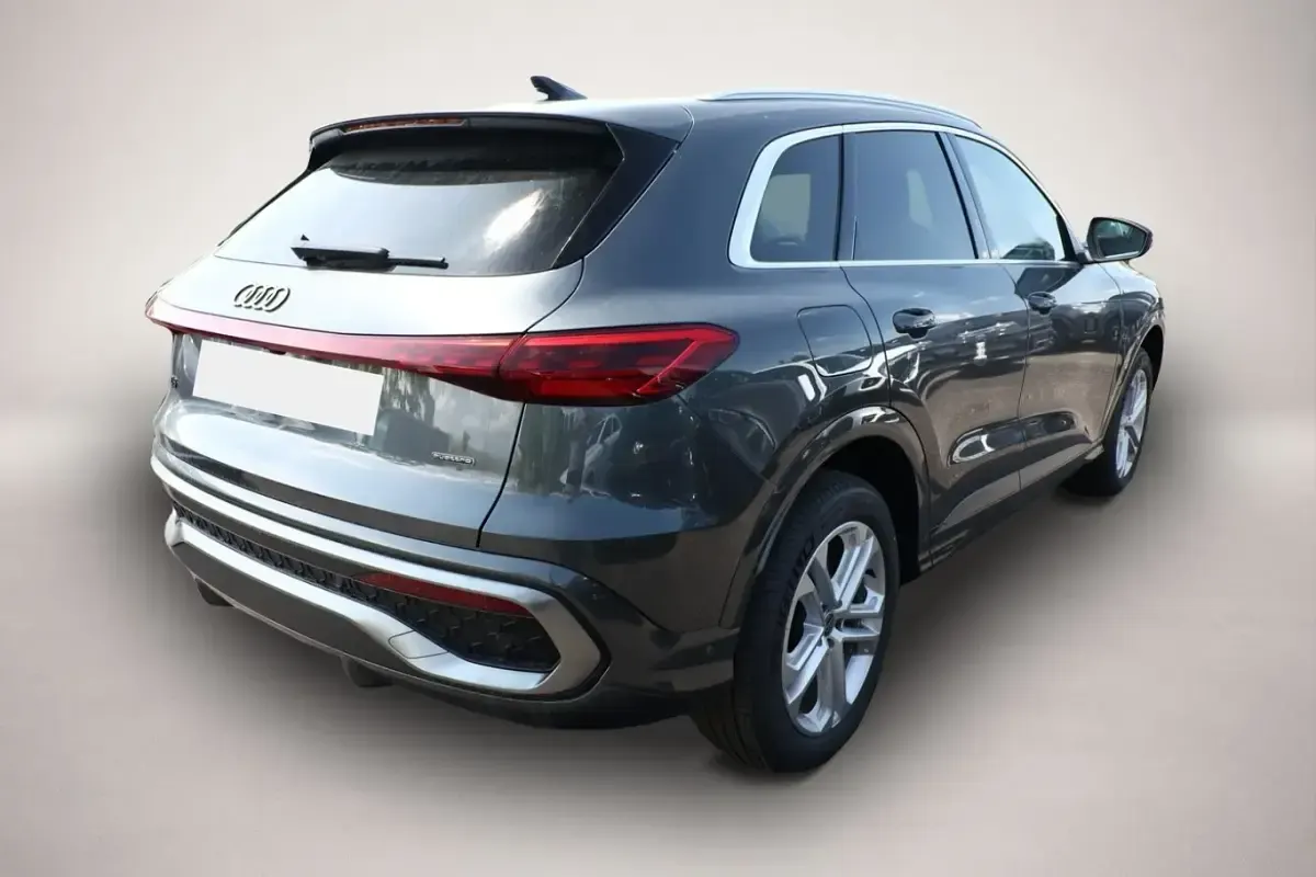 Neu Audi Q5 S-Line 204 PS (150 kW) 2026 Grau SUV