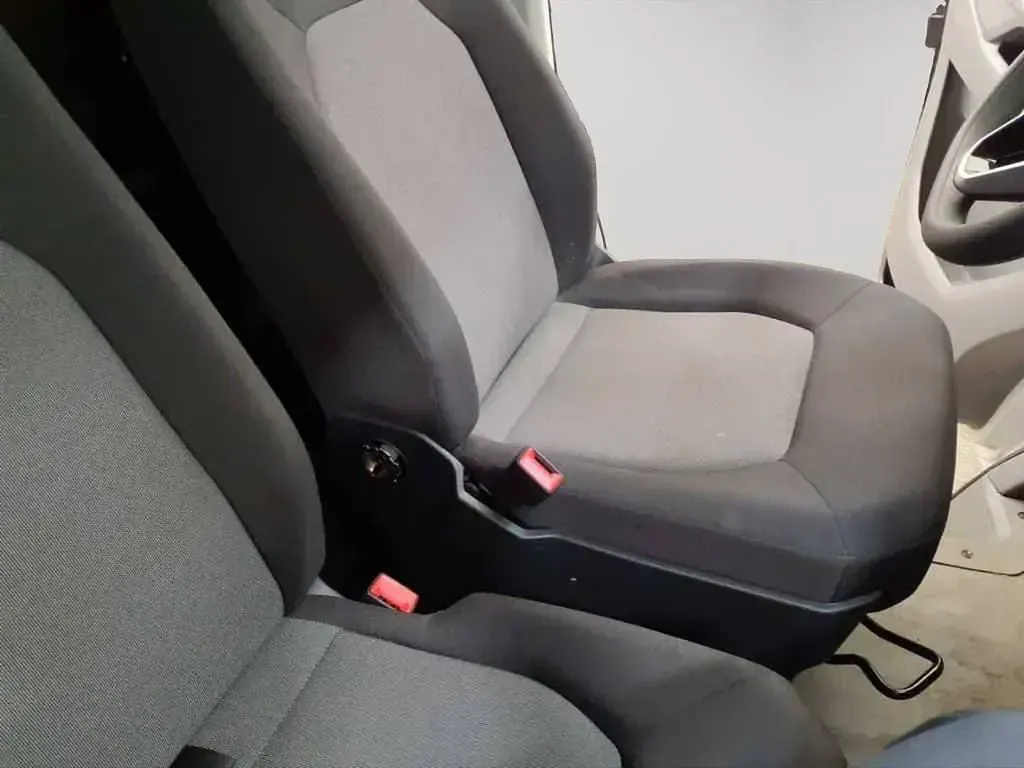 Gebraucht VW Crafter S 177 PS (130 kW) 2025 Candyweiß Van