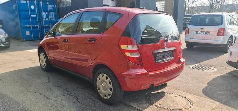 Gebraucht Mercedes A150 95 PS (69 kW) 2005 Rot Kleinwagen