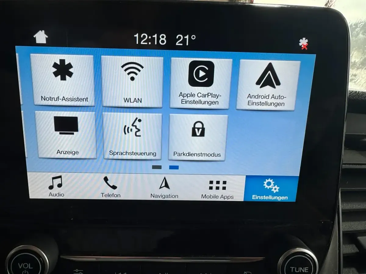 Gebraucht Ford Transit 132 PS (97 kW) 2019 Weiß Van