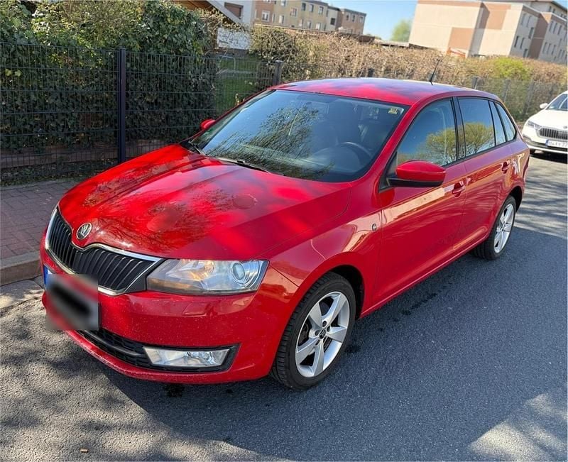 Gebraucht Skoda Rapid 90 PS (66 kW) 2013 Rot Kleinwagen