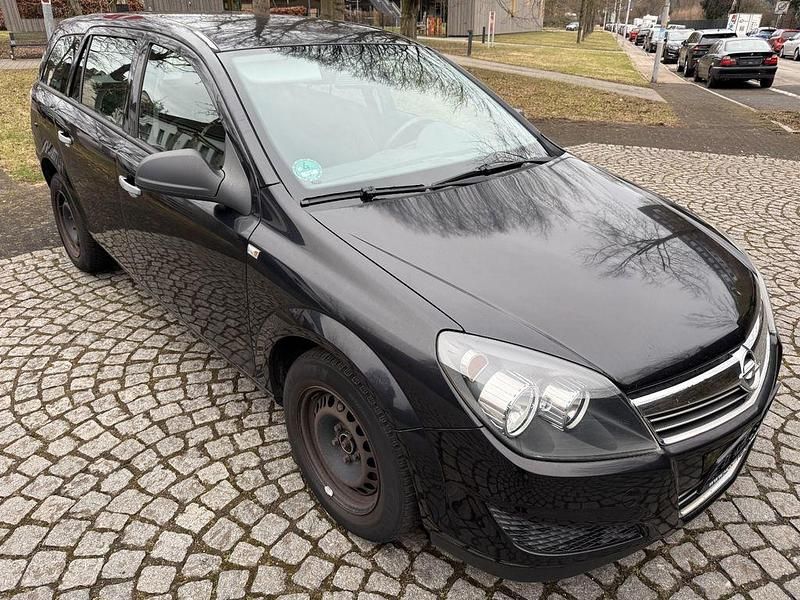 Gebraucht Opel Astra 90 PS (66 kW) 2010 Schwarz Limousine