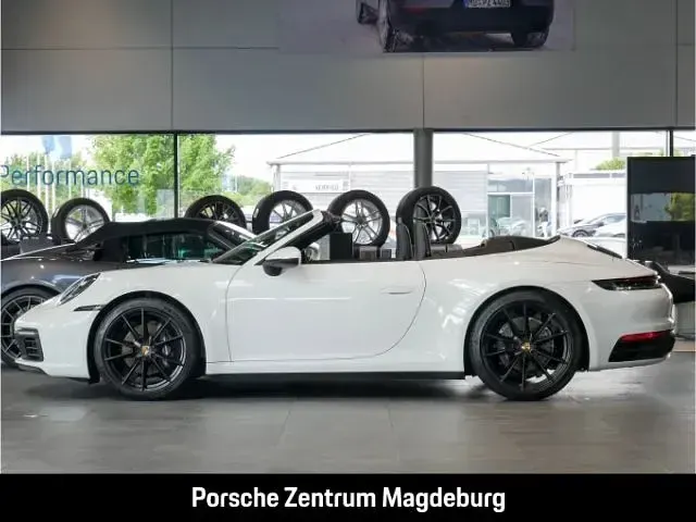 Gebraucht Porsche 911 Carrera Cabriolet 385 PS (283 kW) 2024 Weiss Cabrio