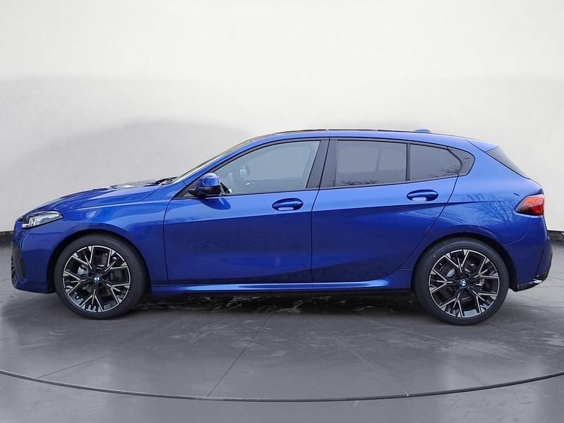 Neu BMW 120 170 PS (125 kW) 2026 Blau Kleinwagen