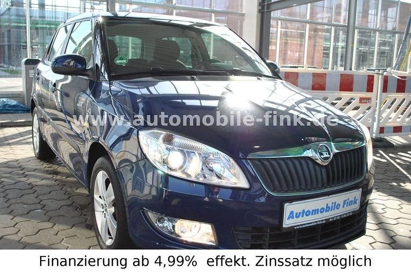 Gebraucht Skoda Fabia Fresh 60 PS (44 kW) 2013 Blau Limousine