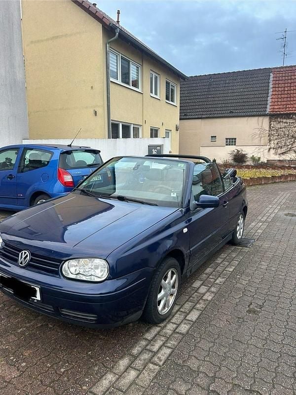 Gebraucht VW Golf Cabriolet 116 PS (85 kW) 2001 Blau Cabrio