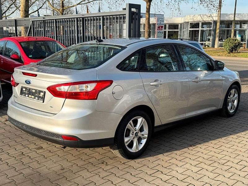 Gebraucht Ford Focus 160 PS (117 kW) 2013 Silber Limousine