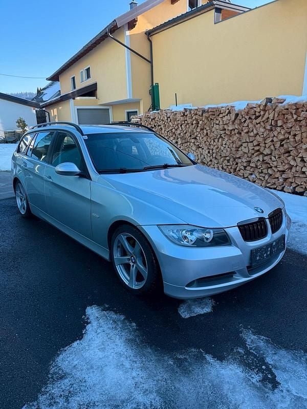 Silber Gebraucht 2008 BMW 320 Kombi | 3.800 € (Superpreis) - Bild 1/4