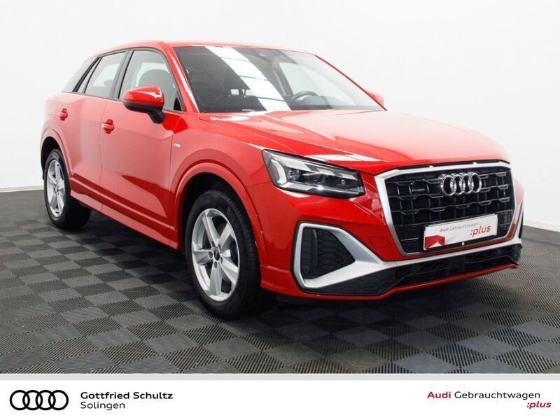 Gebraucht Audi Q2 S-Line 150 PS (110 kW) 2021 Rot SUV