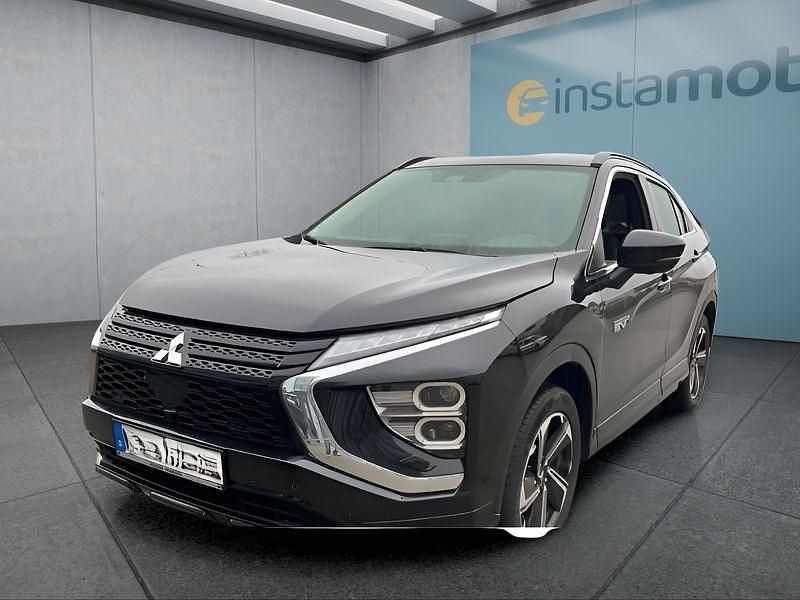 Schwarz Gebraucht 2022 Mitsubishi Eclipse Cross SUV | 28.649 € (Teuer) - Bild 1/4