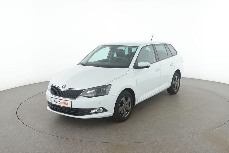 Weiß Gebraucht 2015 Skoda Fabia Style Kombi | 11.850 € - Bild 1/3