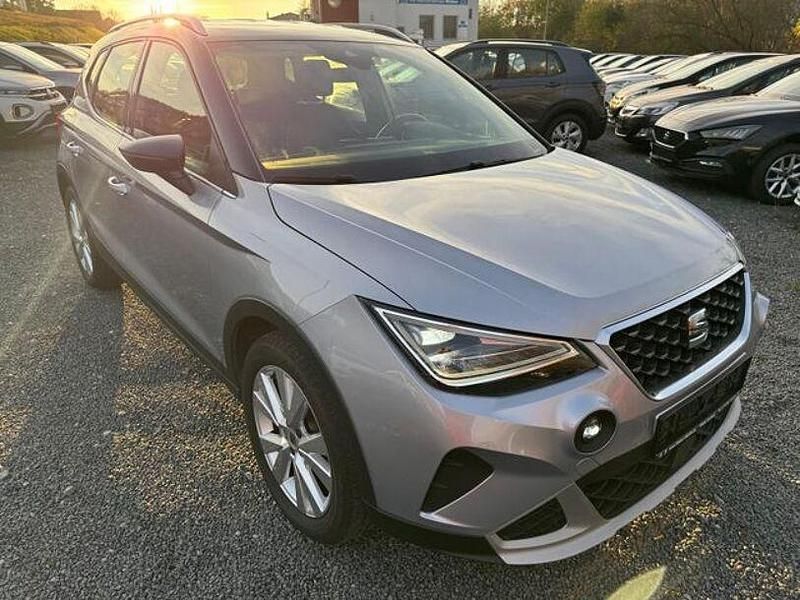 Silber Gebraucht 2024 Seat Arona SUV | 18.990 € (Guter Preis) - Bild 1/4