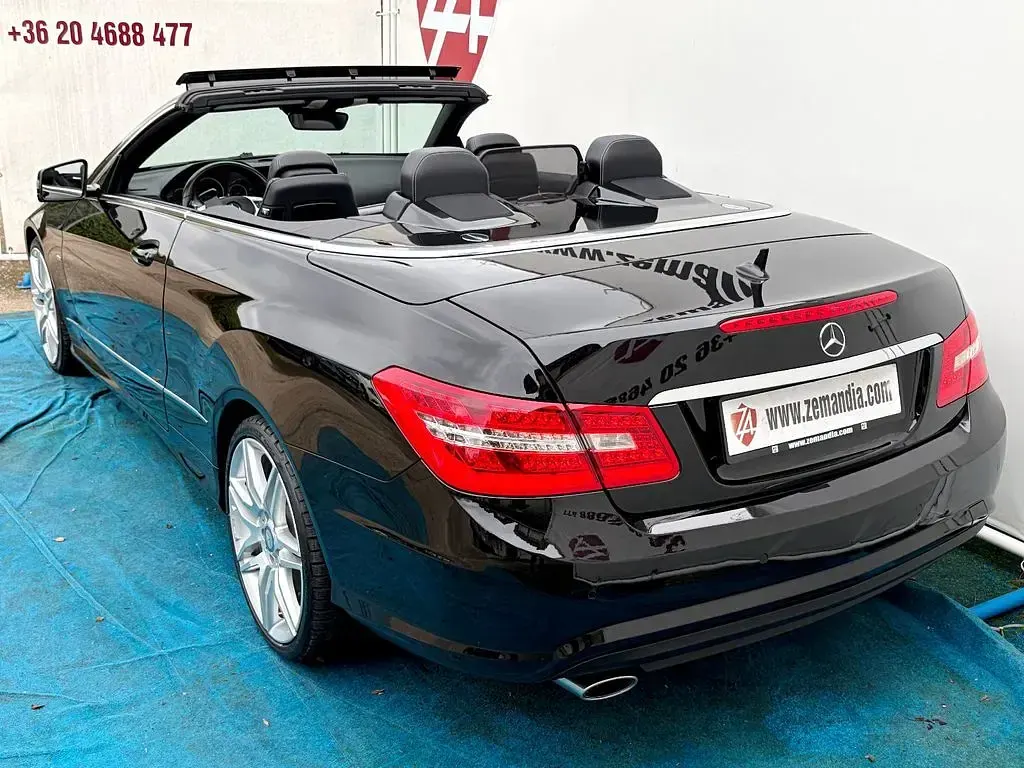 Usata Mercedes E250 AMG 204 CV (150 kW) 2012 Nero Cabrio