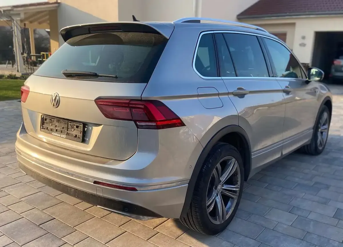 Gebraucht VW Tiguan Highline 220 PS (161 kW) 2018 Grau SUV