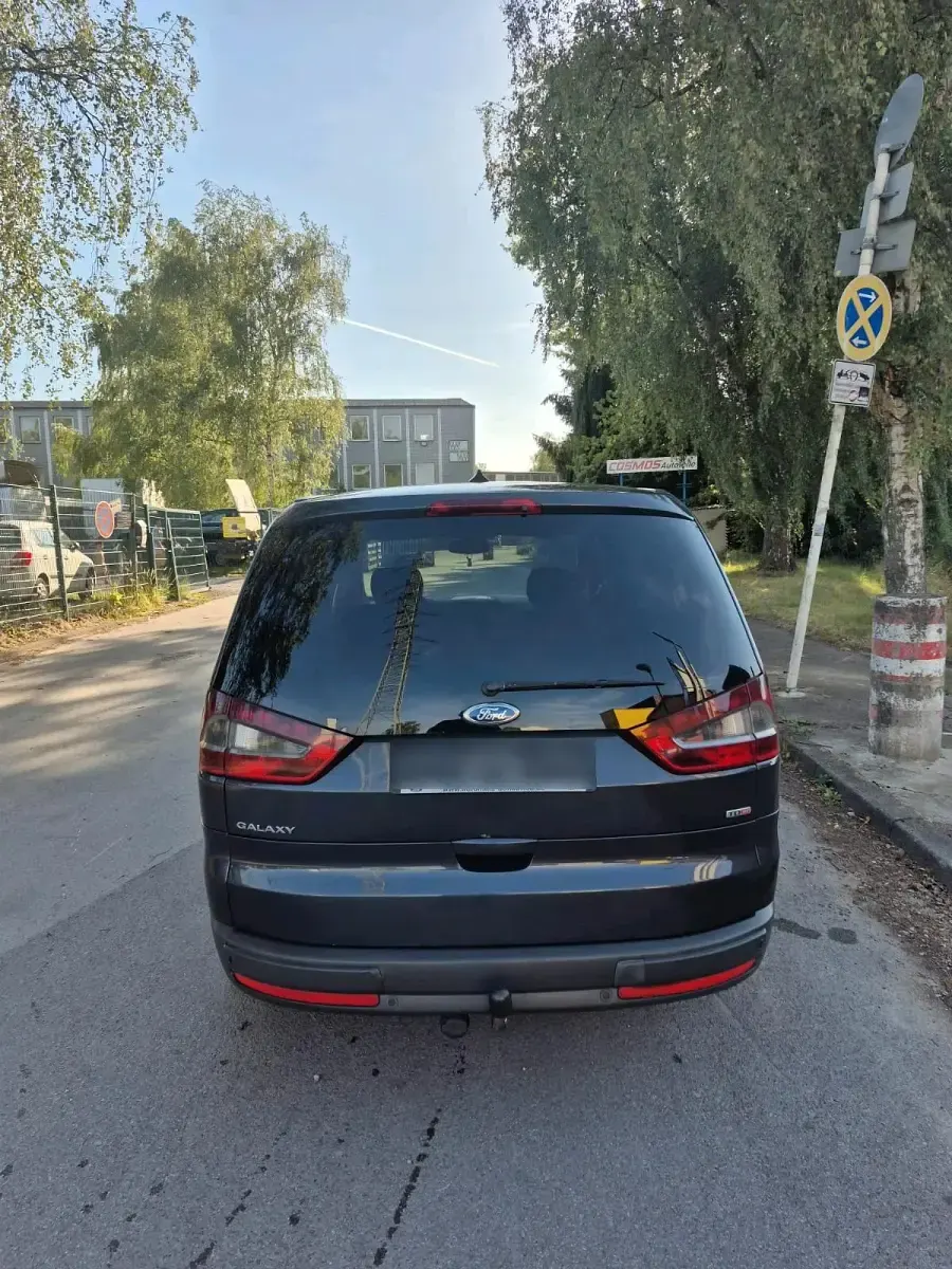 Gebraucht Ford Galaxy 130 PS (95 kW) 2007 Schwarz Van / Kleinbus
