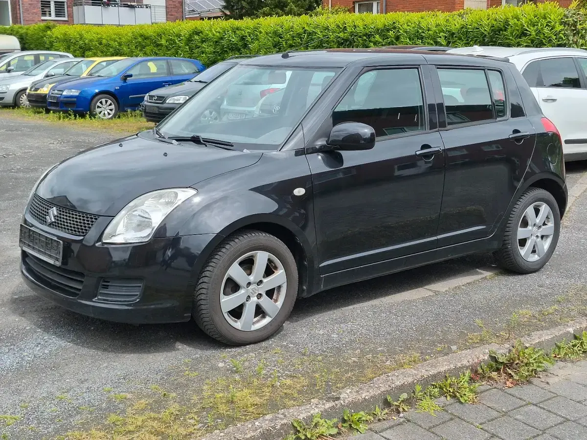 Gebraucht Suzuki Swift 92 PS (67 kW) 2008 Schwarz Kleinwagen