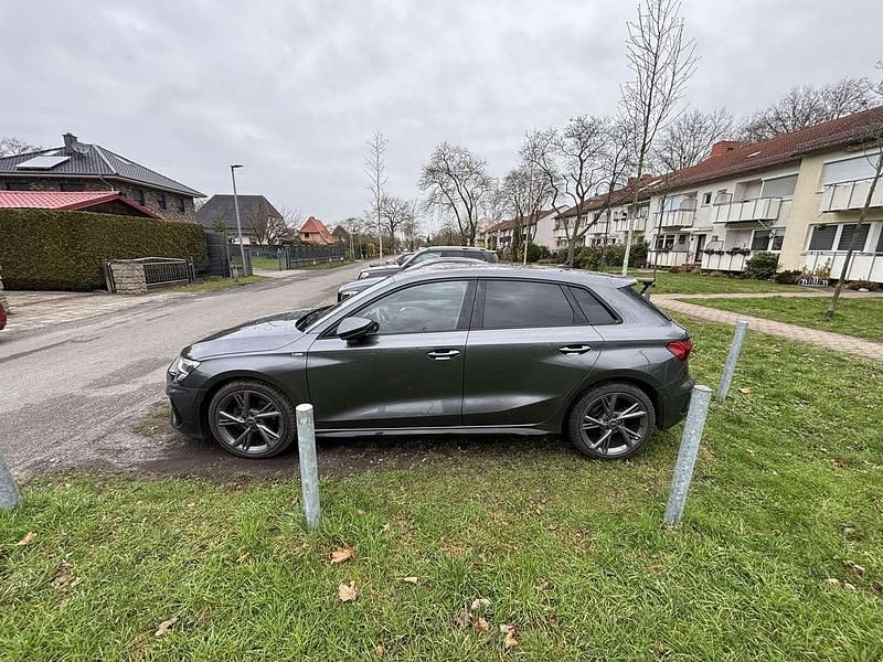Gebraucht Audi A3 S-Line 110 PS (80 kW) 2024 Grau Kleinwagen