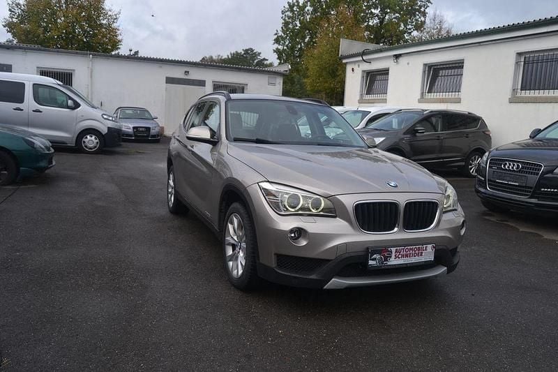 Silber Gebraucht 2013 BMW X1 SUV | 9.999 € (Superpreis) - Bild 1/4