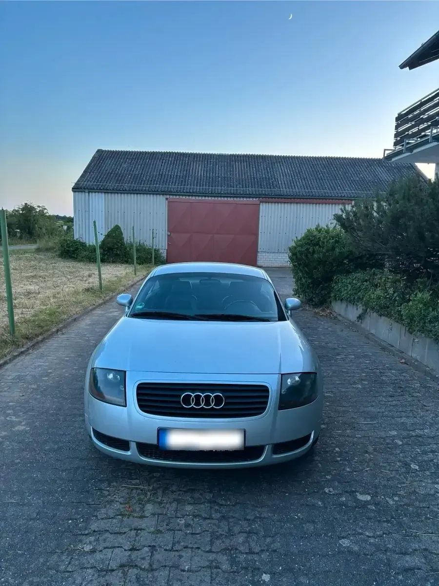 Gebraucht Audi TT 180 PS (132 kW) 2002 Silber Coupé
