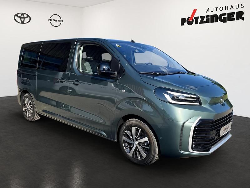 Neu Toyota Proace Verso 144 PS (105 kW) 2025 All terrain green Kombi