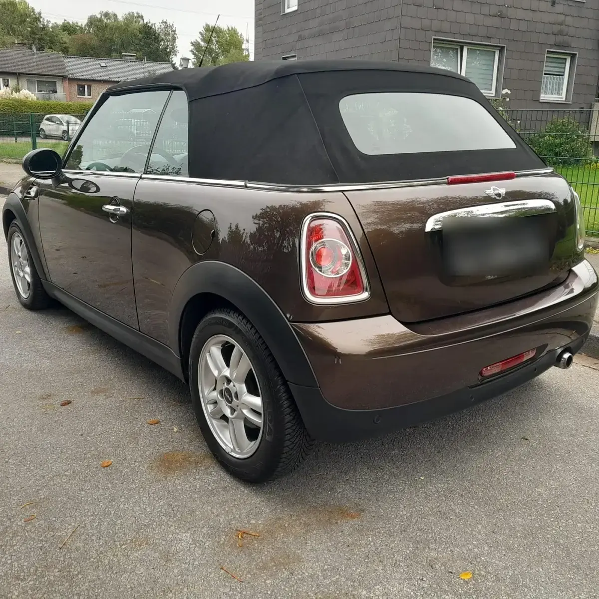 Second-hand Mini Cooper Cabriolet 98 CP (72 kW) 2011 Maro Cabrio