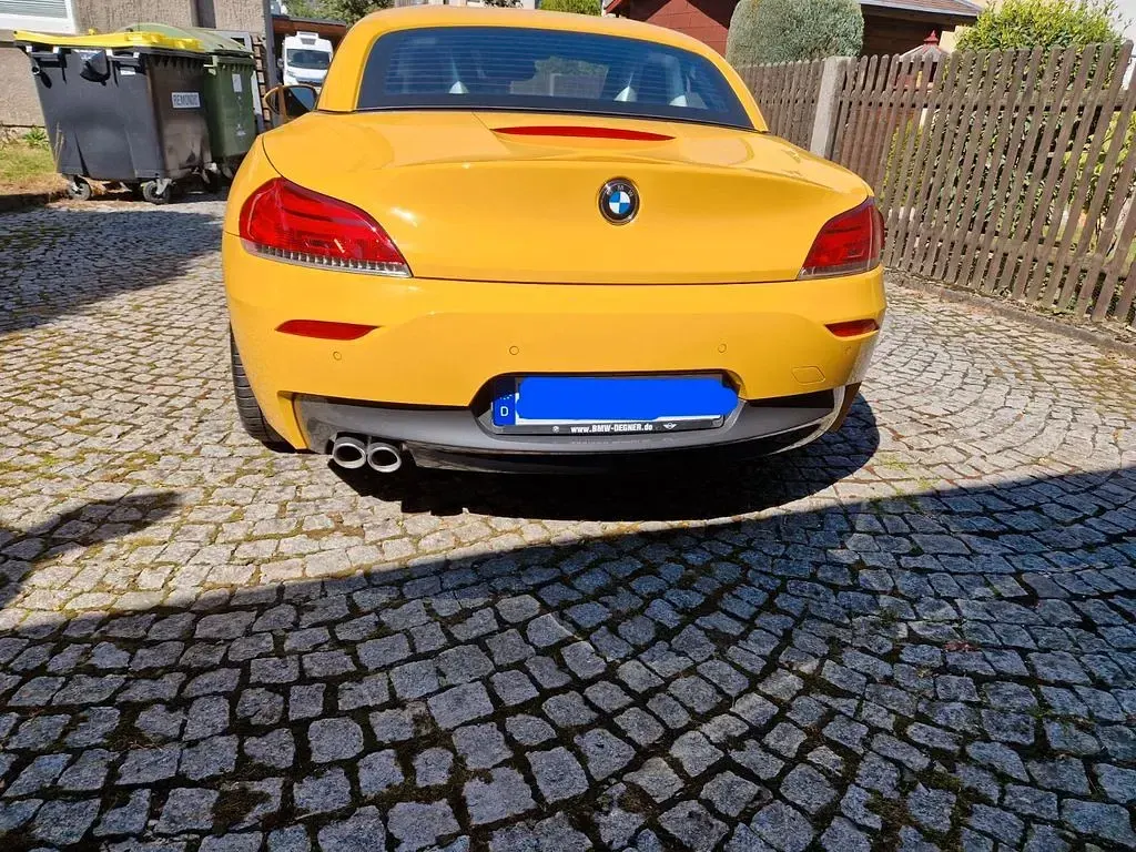 Gebraucht BMW Z4 204 PS (150 kW) 2012 Gelb Cabrio