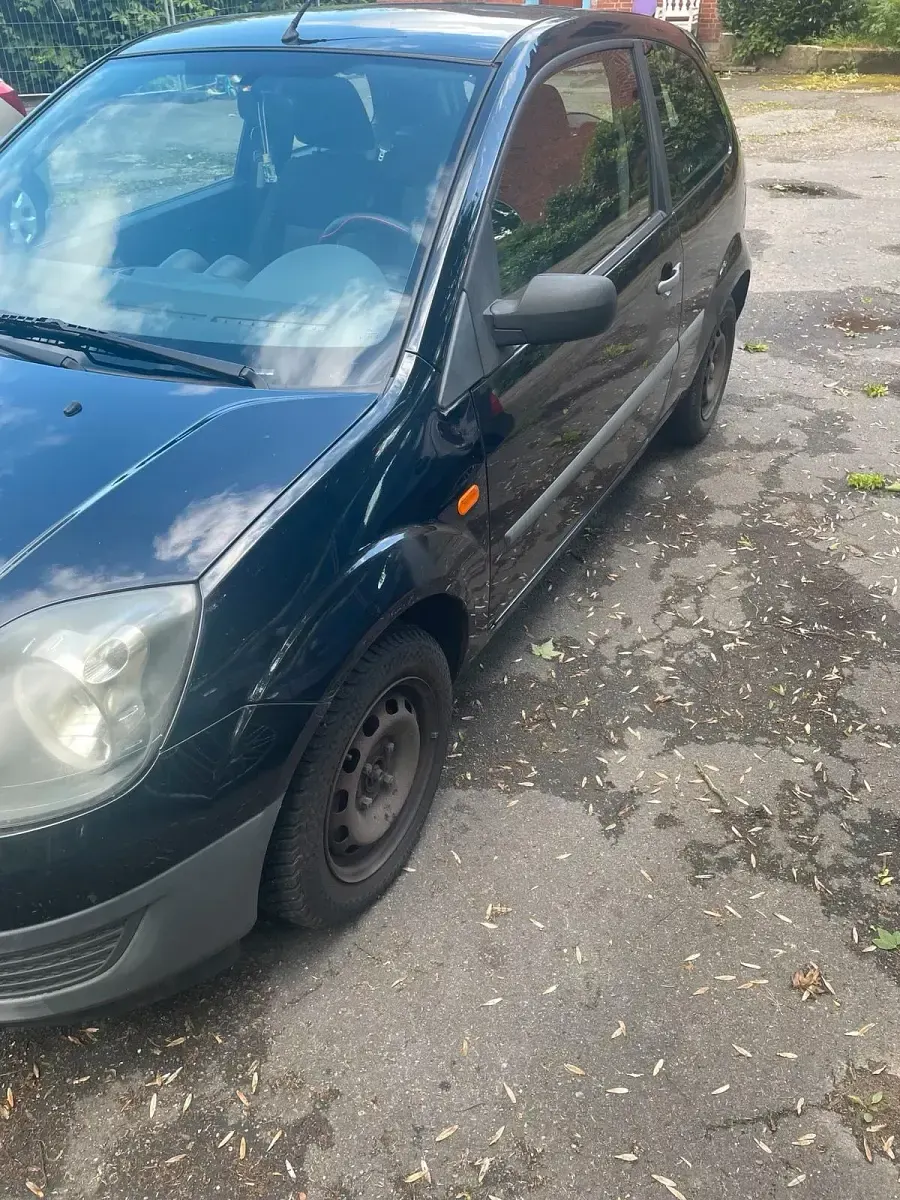 Gebraucht Ford Fiesta 69 PS (50 kW) 2006 Schwarz Kleinwagen