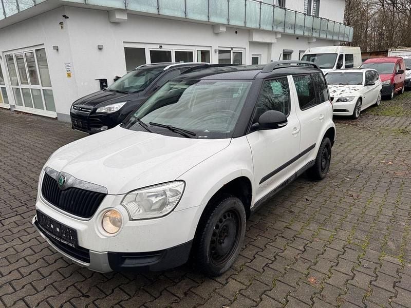 Weiß Gebraucht 2012 Skoda Yeti Plus Edition SUV | 2.990 € (Superpreis) - Bild 1/4